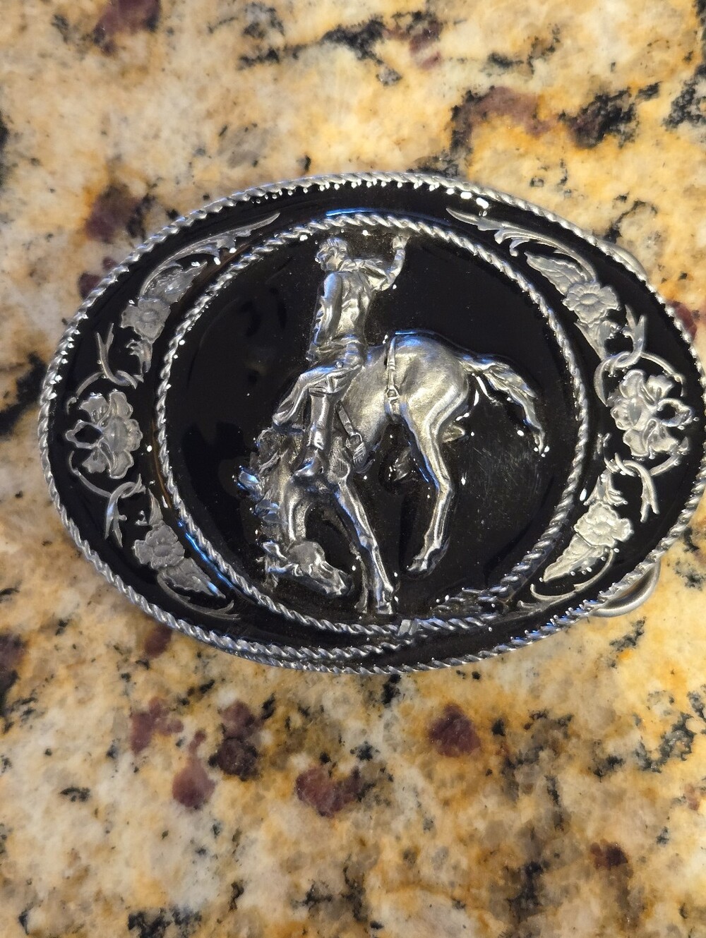 Vintage Siskiyou Buckle  Western Cowboy Horse Oval Belt Buckle - Black & Silver